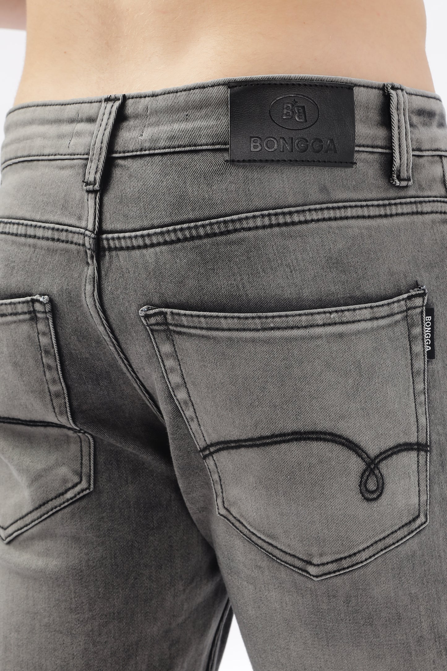 Grey Distressed Skinny Fit Jeans