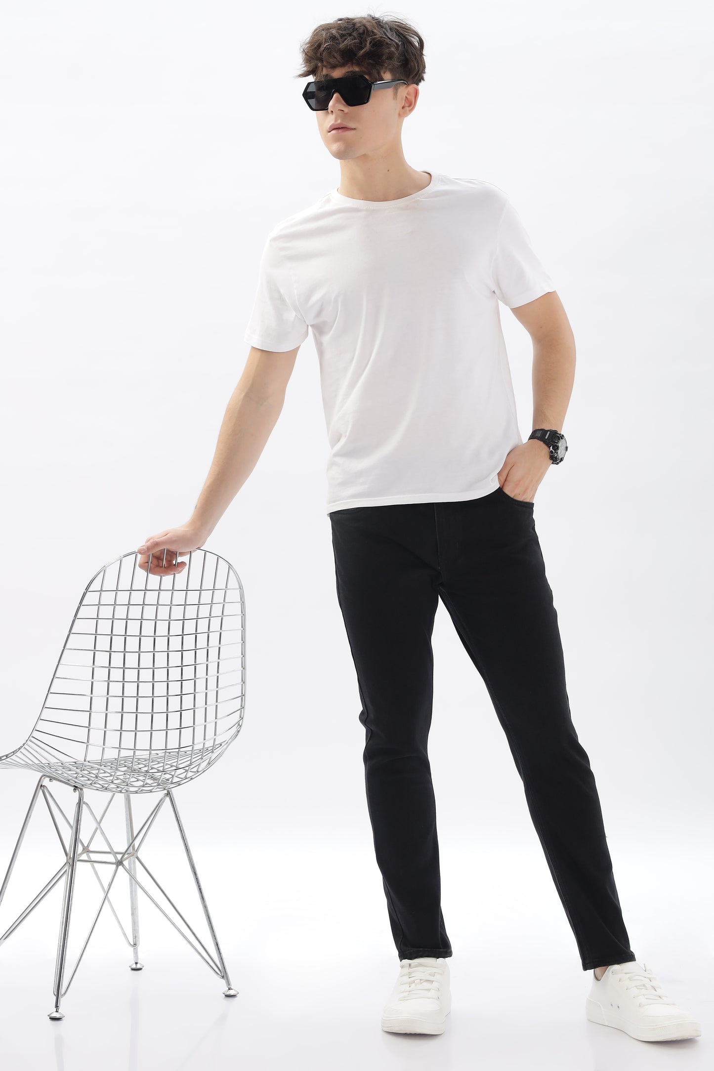 Black Distressed Skinny Fit Jeans